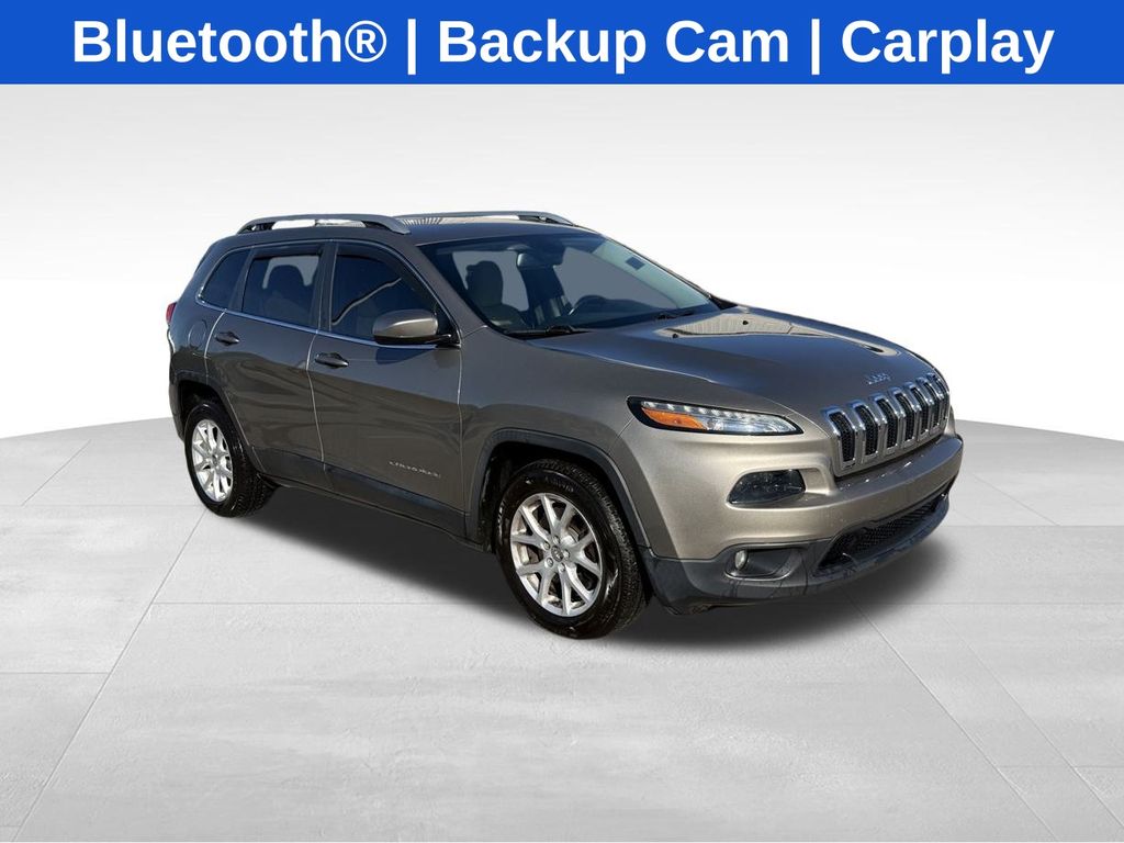 2016 Jeep Cherokee Latitude's photo