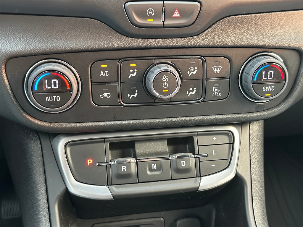 2022 Gmc Terrain SLT photo 29