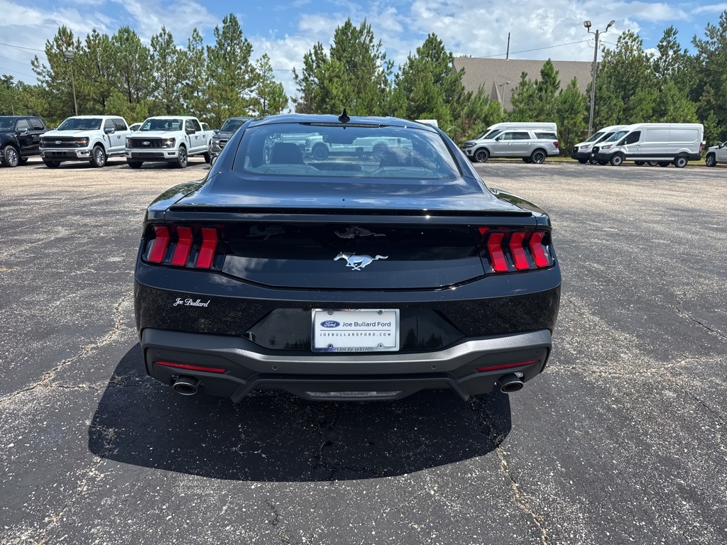 2025 Ford Mustang EcoBoost Premium photo 11