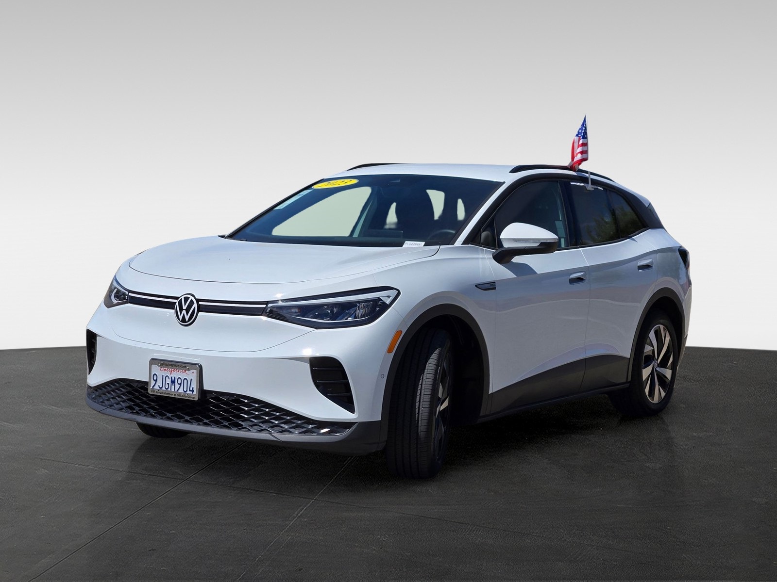 2023 Volkswagen ID.4 Pro photo 8