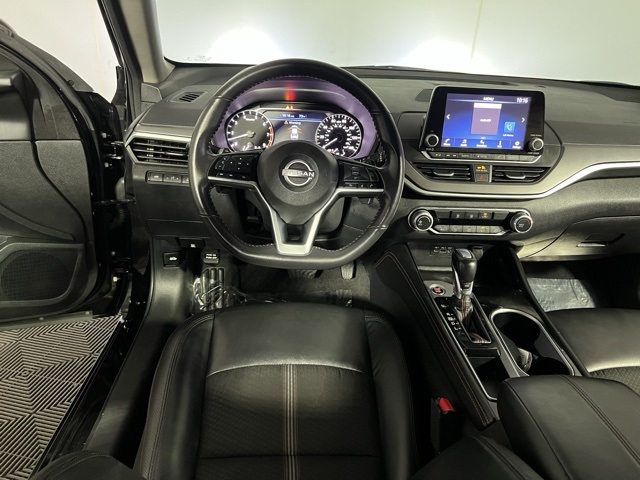 2024 Nissan Altima 2.5 SR photo 13