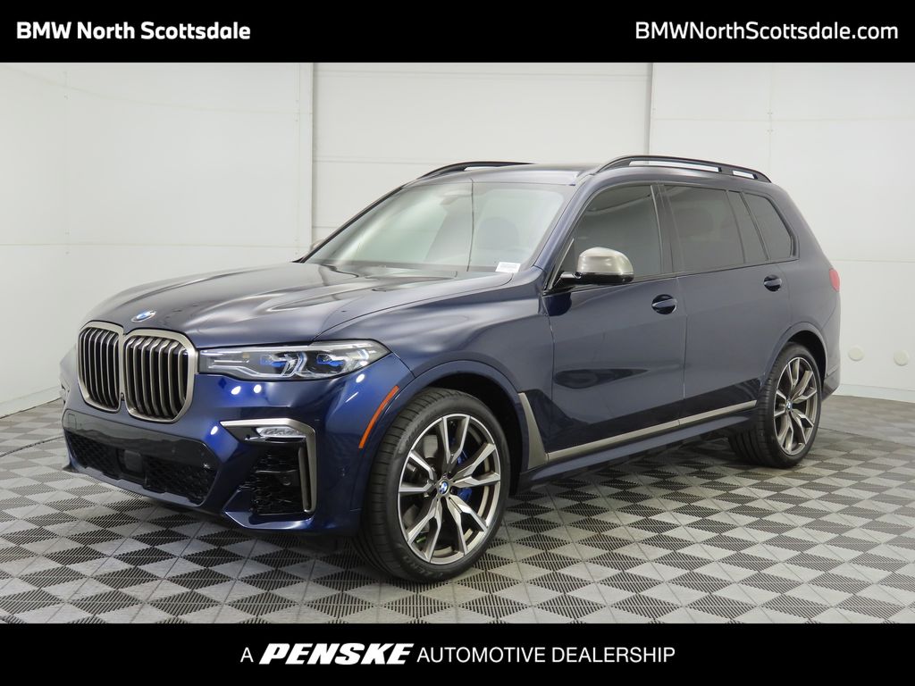2020 BMW X7 M50i's photo