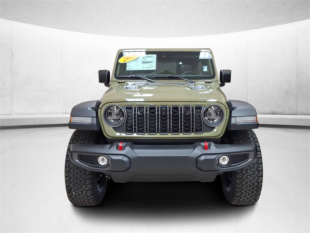2025 Jeep Wrangler Rubicon photo 2