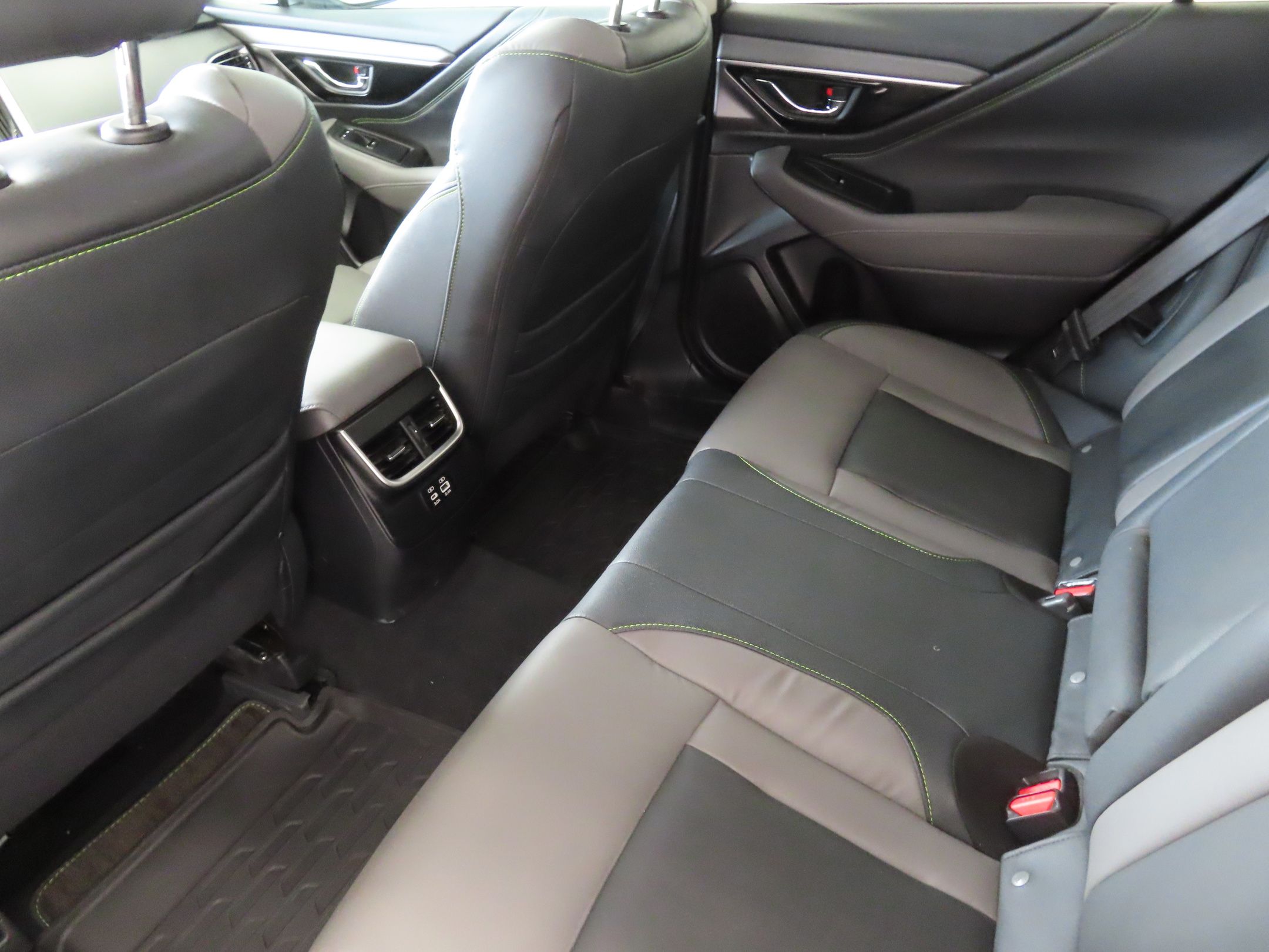 2025 Subaru Outback Onyx Edition photo 20
