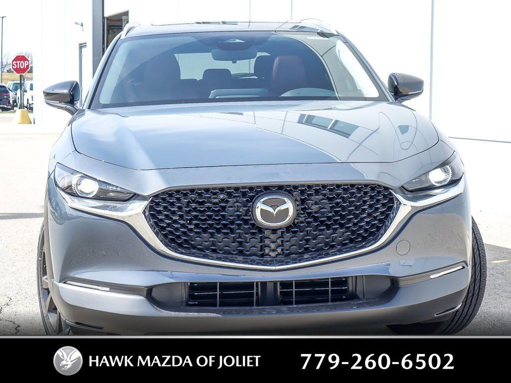 2025 MAZDA CX-30 - Image 4