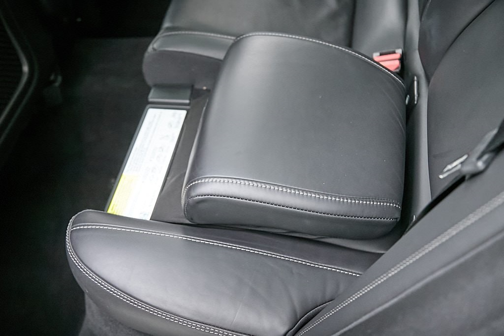 2023 VOLVO XC60 - Image 20