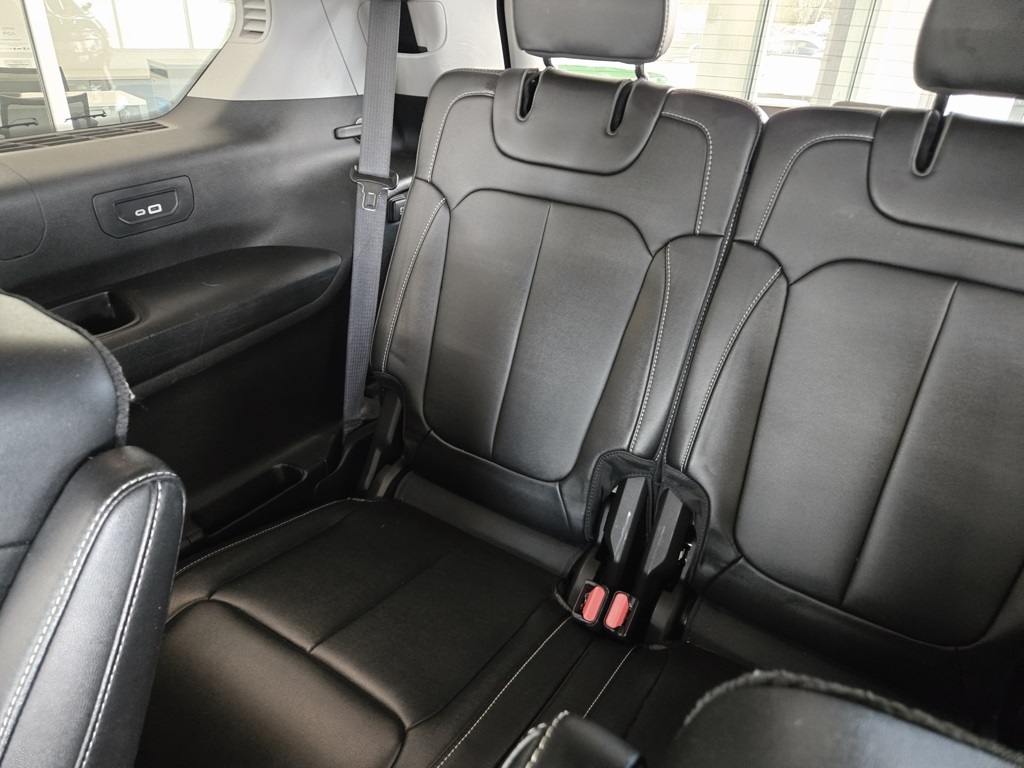 2023 Jeep Grand Cherokee Limited photo 13