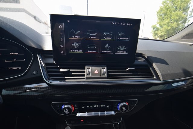 2022 Audi SQ5 Premium Plus photo 3