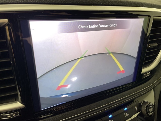2025 Chrysler Pacifica photo 30