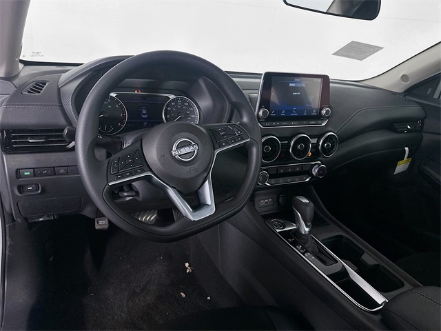 2025 Nissan Sentra SV photo 10