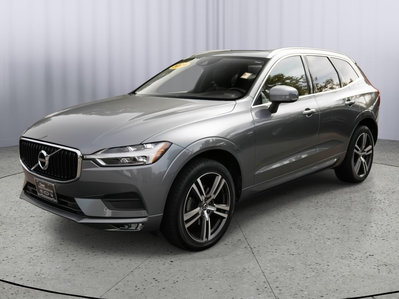 2021 Volvo XC60 Momentum photo 14