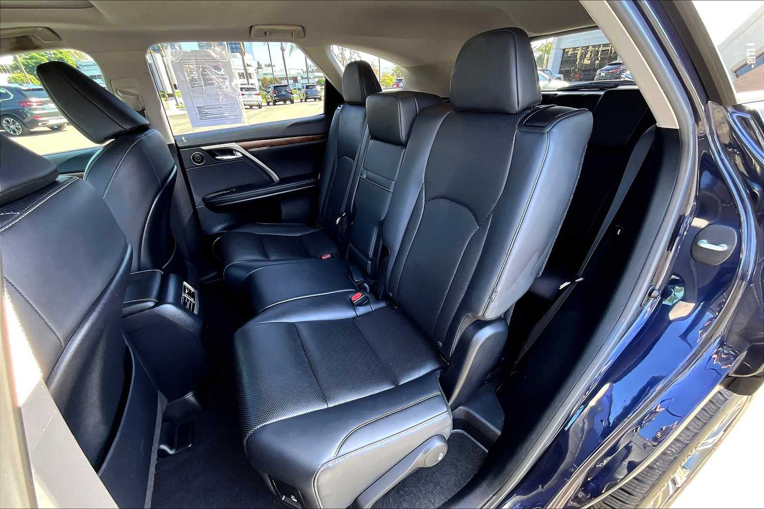 2021 Lexus RX Premium photo 17