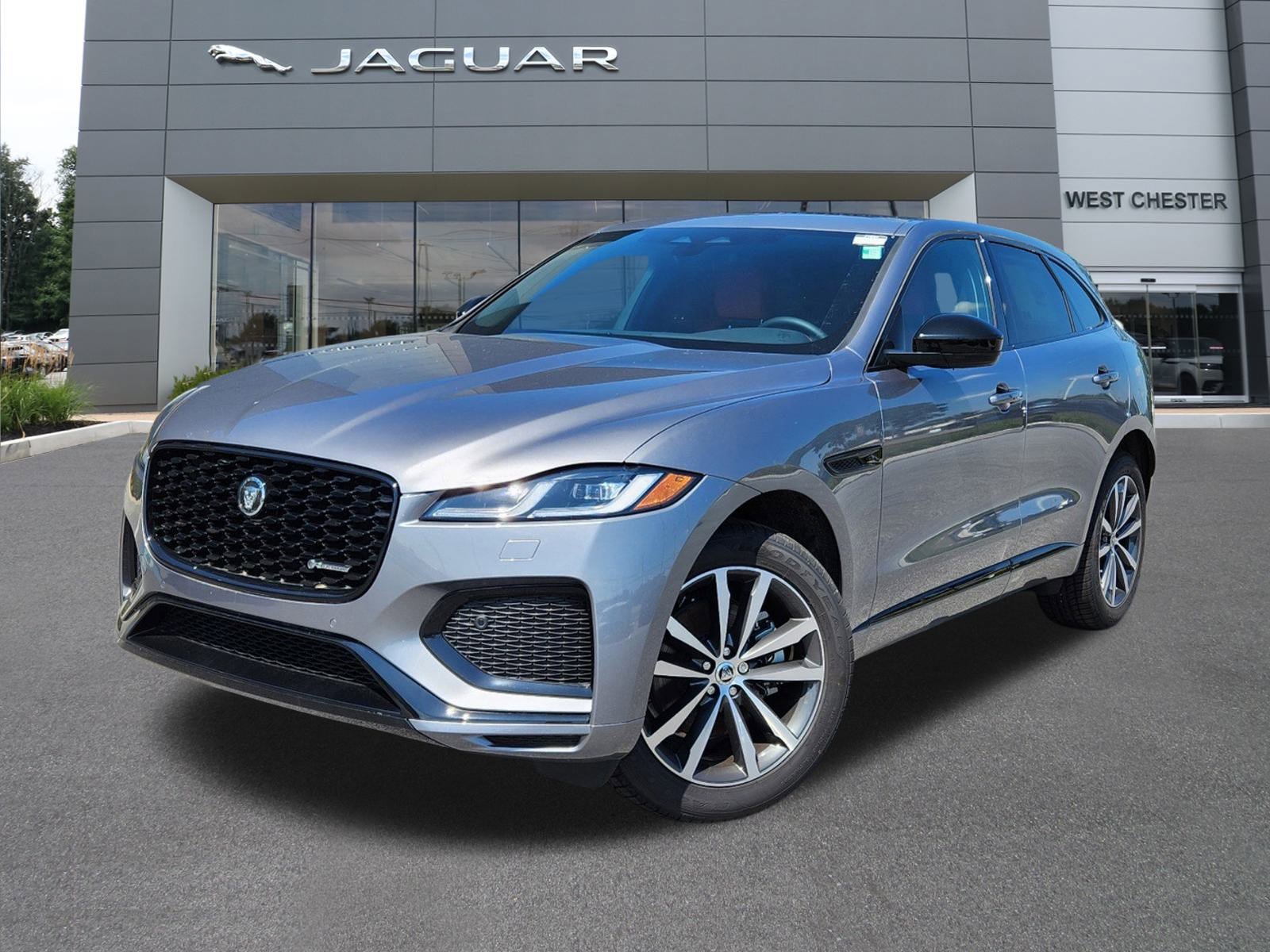 2025 Jaguar F-PACE R-Dynamic S's photo