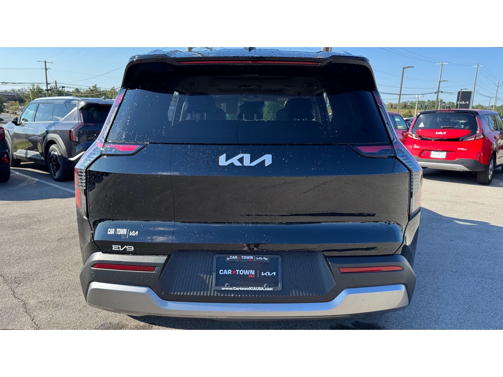 2026 Kia EV9 Wind photo 4
