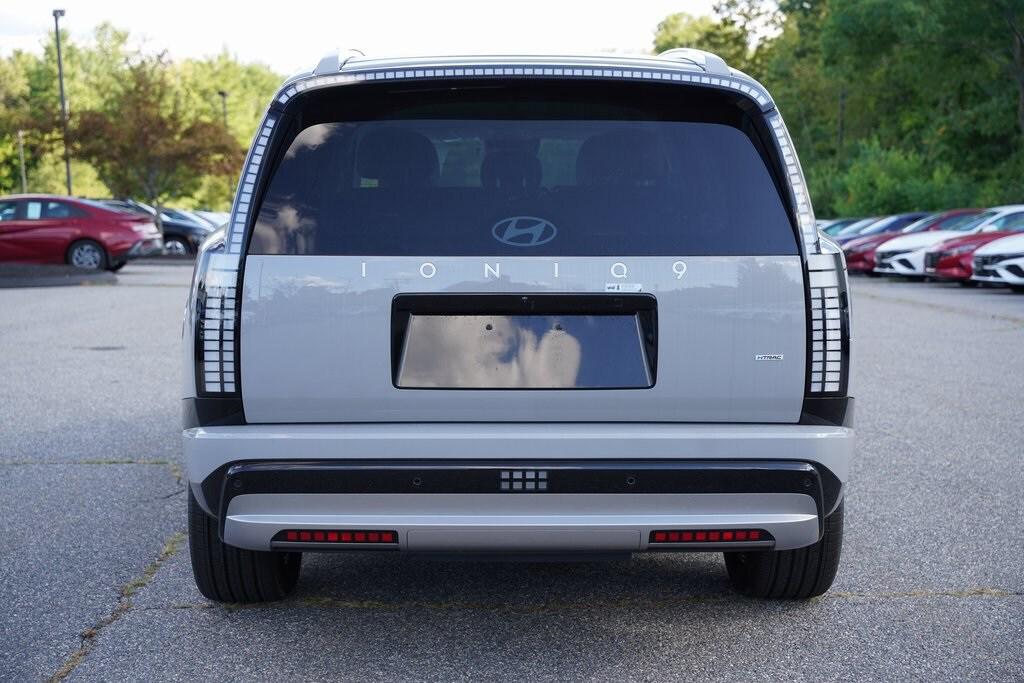2026 Hyundai Ioniq SEL photo 6