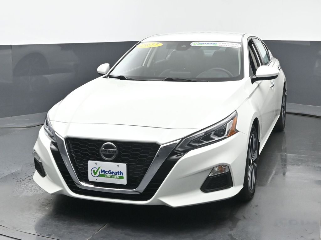 2022 Nissan Altima 2.5 SV photo 3