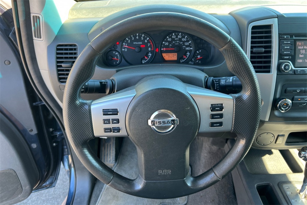 2017 Nissan Frontier SV photo 22