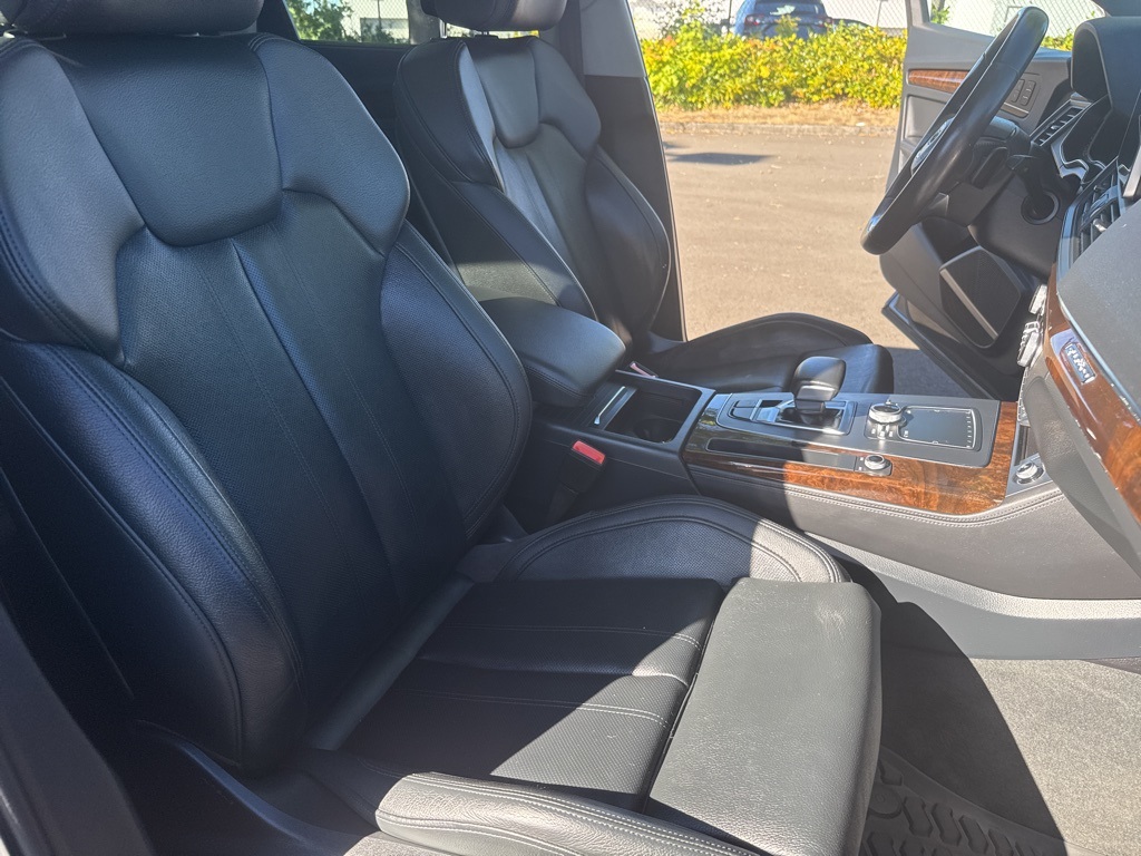 2019 Audi Q5 2.0T Premium Plus photo 31