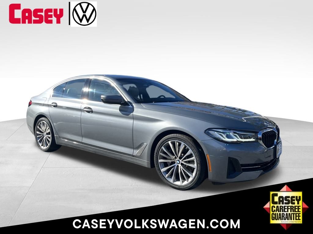 2023 BMW 5 Series 530i's photo