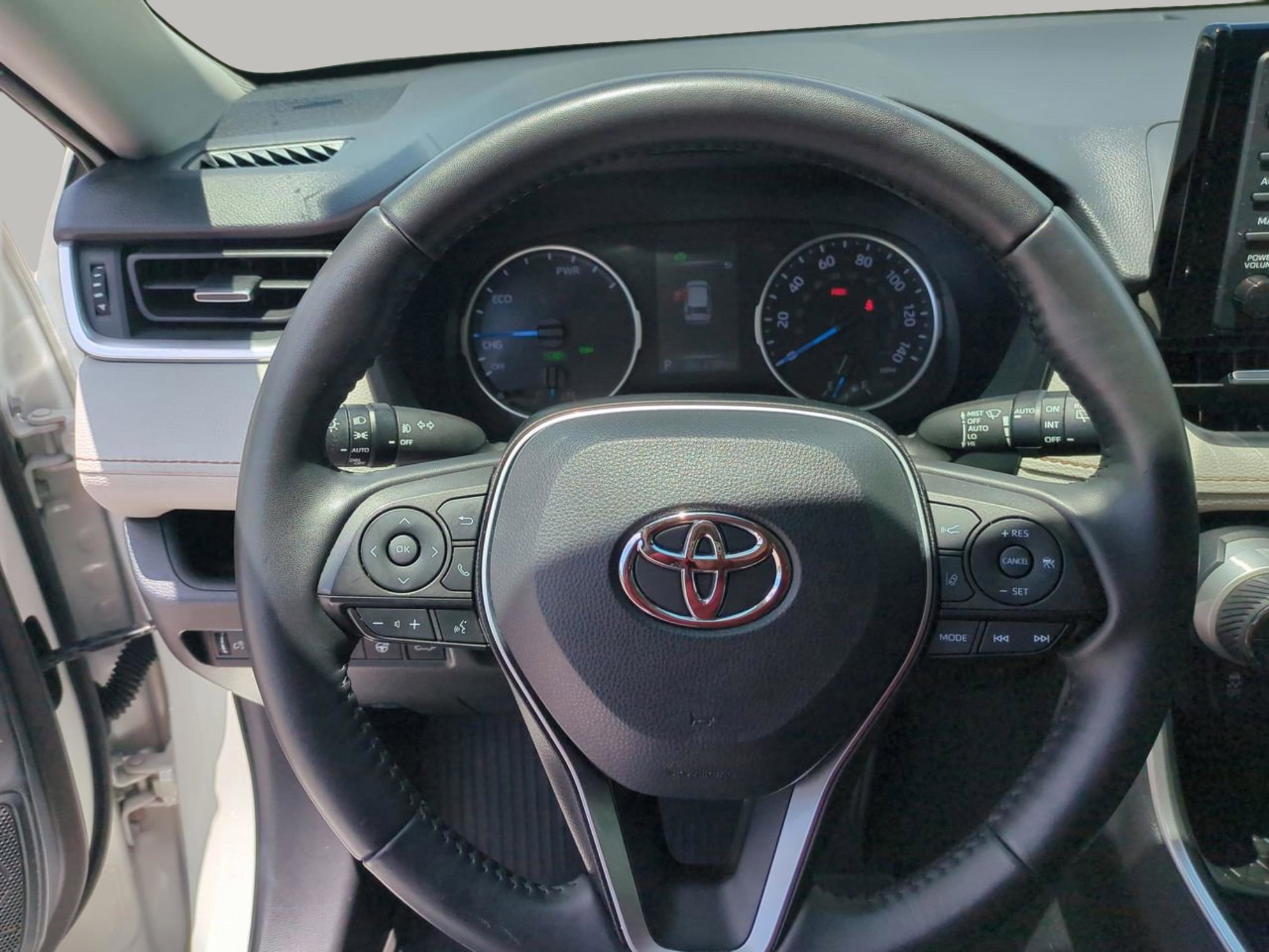 2022 Toyota RAV4 XLE Premium photo 27
