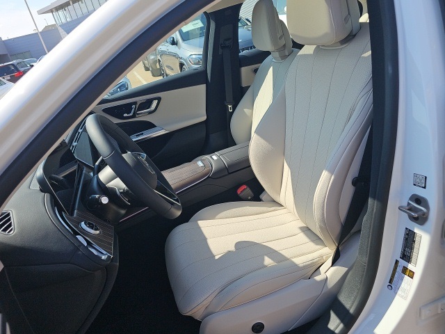 2025 Mercedes Benz E 350 4MATIC photo 15