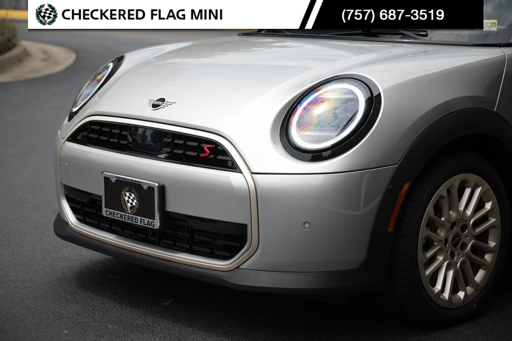 2025 Mini Cooper Hardtop S photo 12