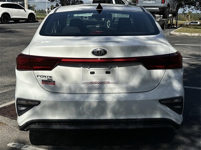 2020 Kia Forte FE LXS photo 4