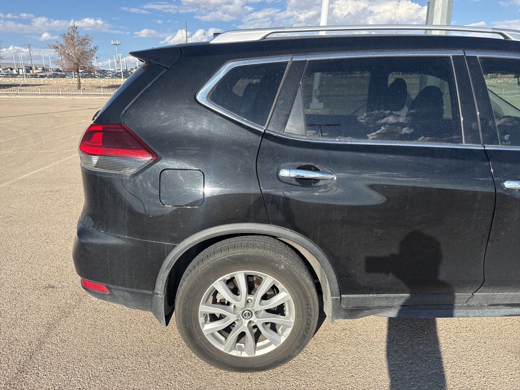 2020 Nissan Rogue S photo 5