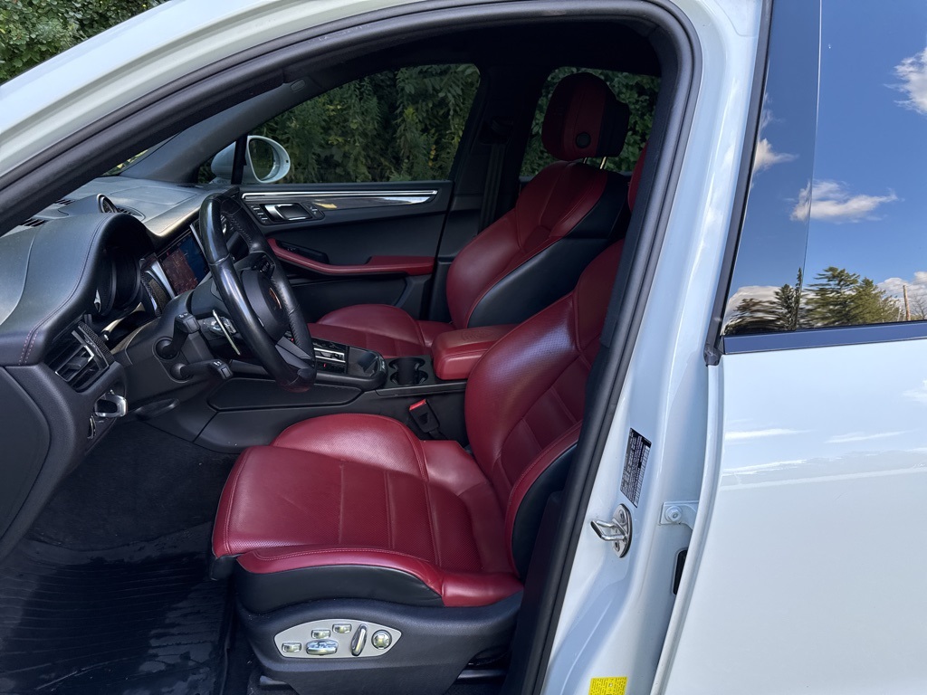 2022 Porsche Macan GTS photo 12