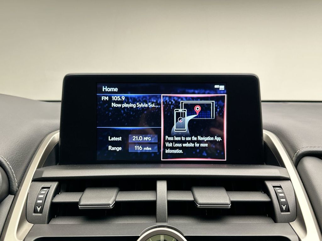 2021 Lexus NX 300 photo 14