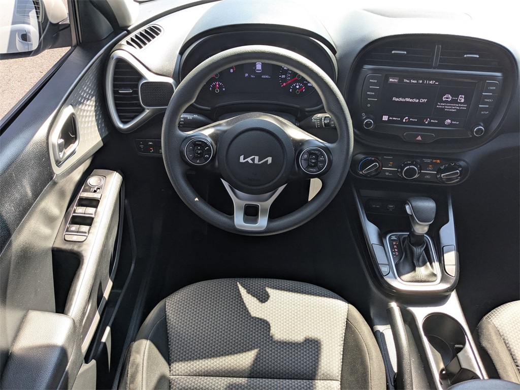 2022 Kia Soul LX S X-Line photo 11