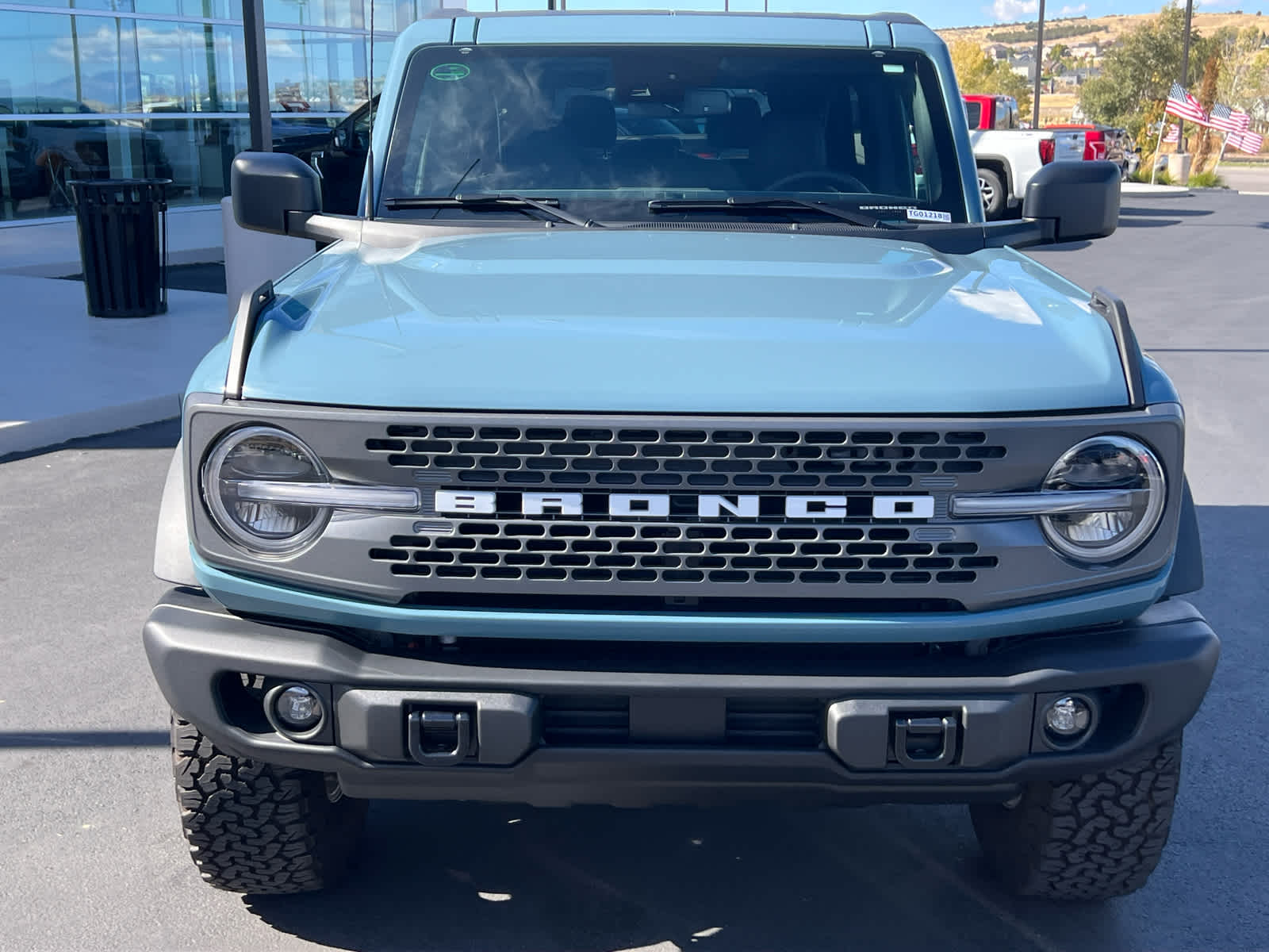 2023 Ford Bronco Badlands photo 2