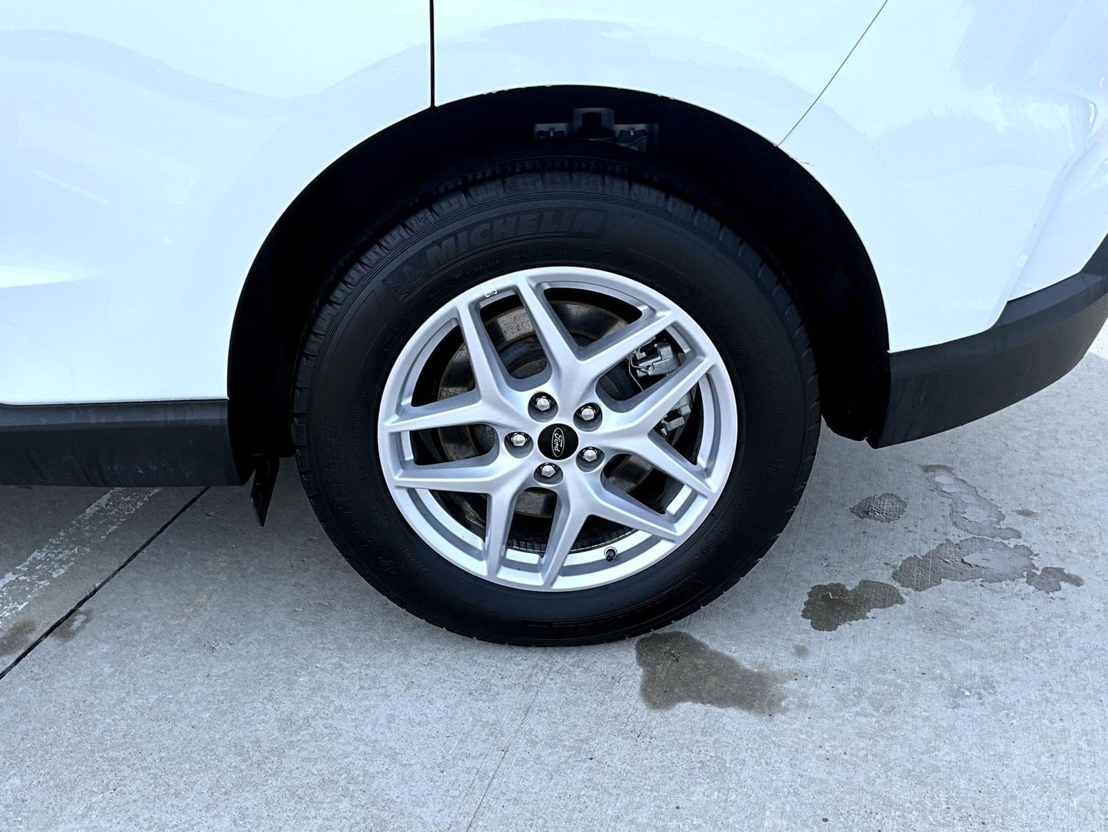 2024 Ford Edge SEL photo 22
