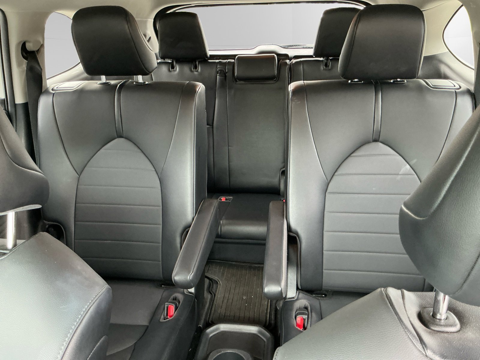 2021 Toyota Highlander Hybrid XLE photo 14