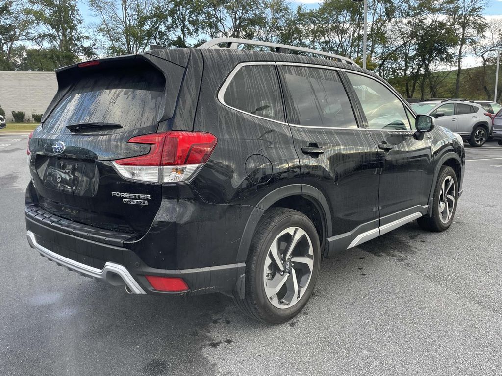 2024 Subaru Forester Touring photo 25