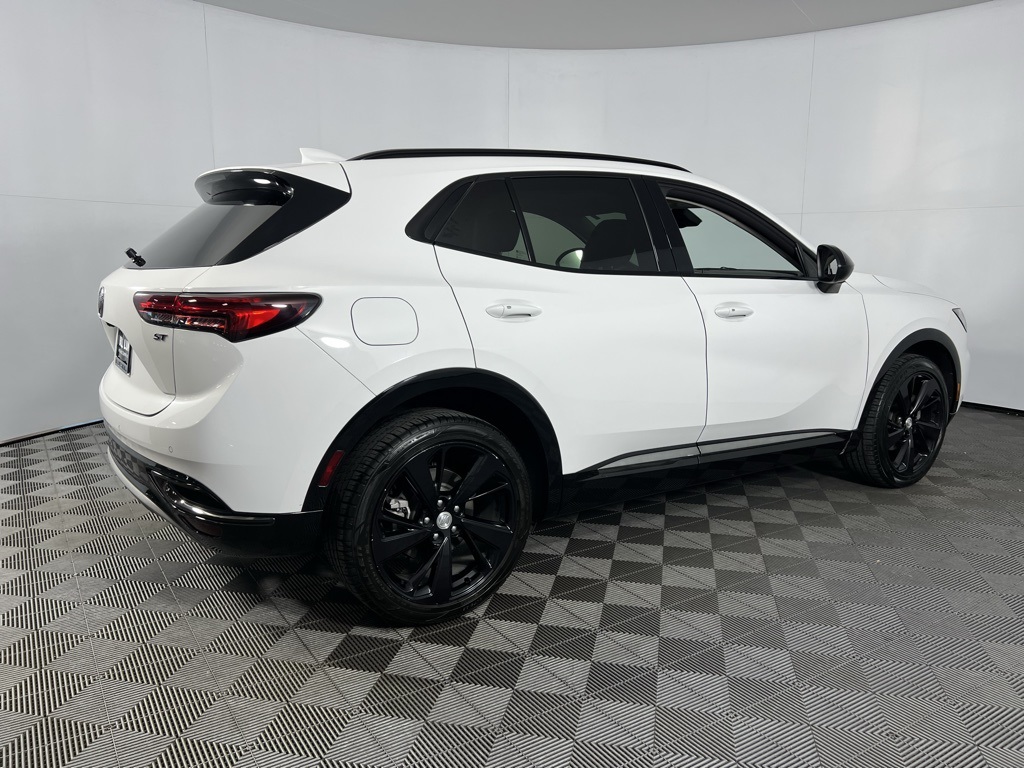 2021 Buick Envision Essence photo 3