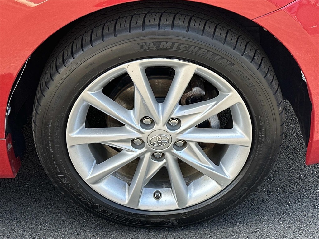 2013 Toyota Prius V Five photo 10