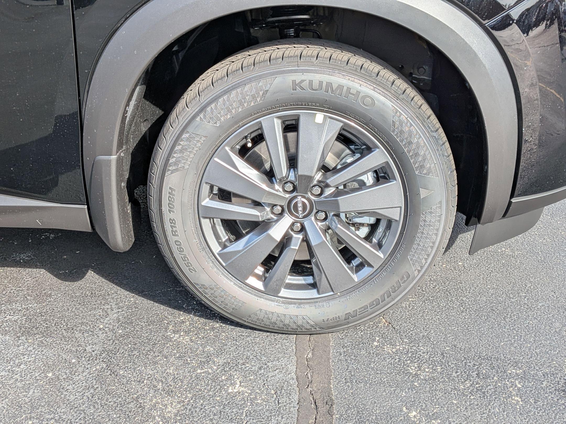 2025 Nissan Pathfinder SV photo 23