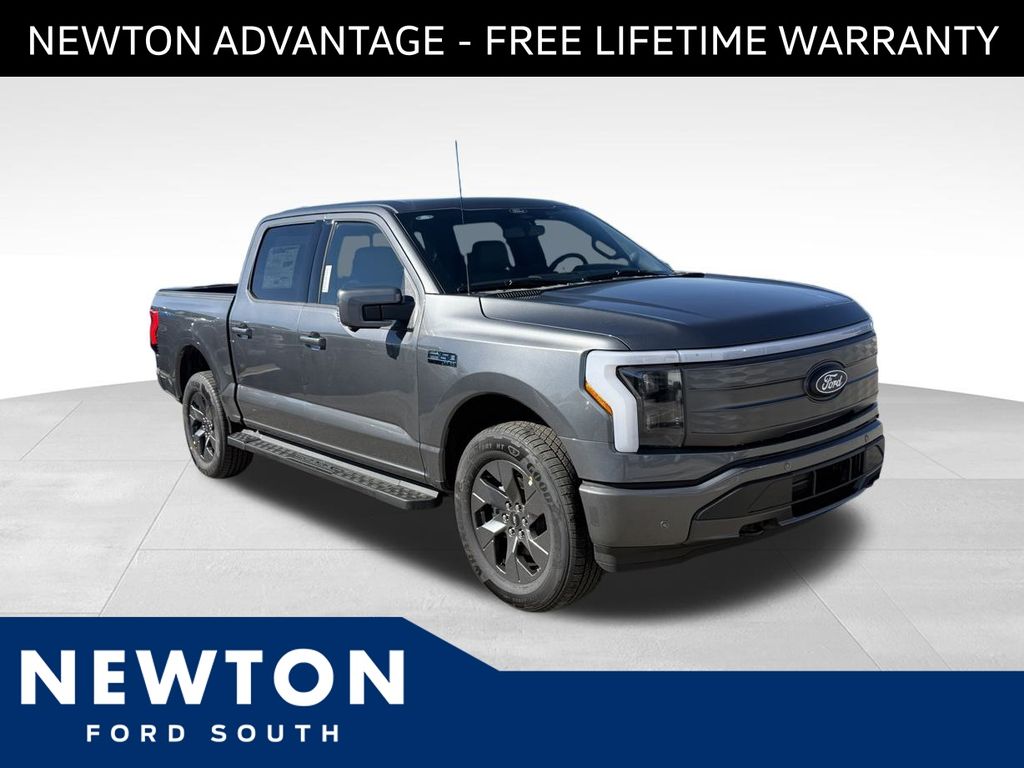 2025 Ford F-150 Lightning Lariat's photo