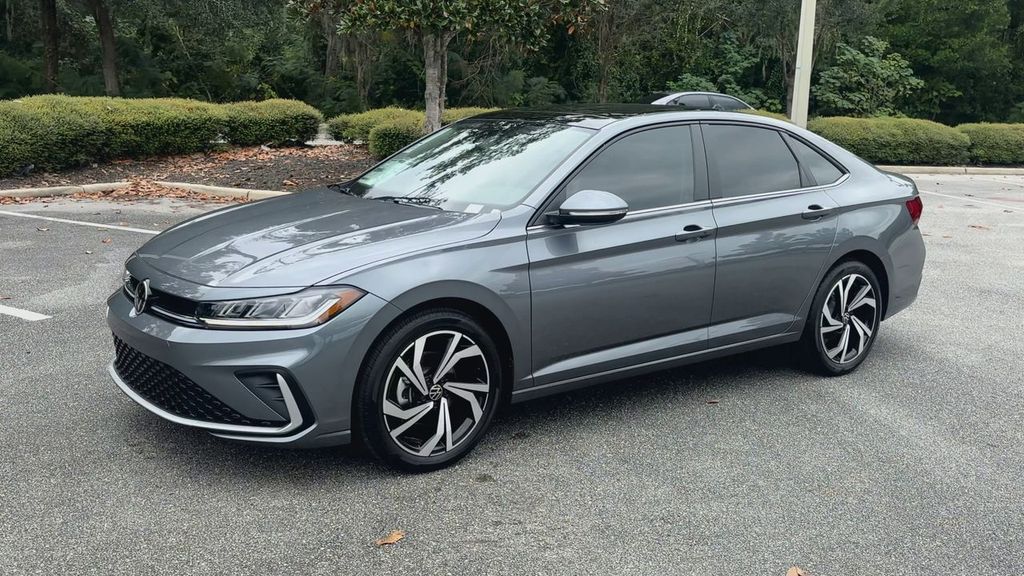 2026 Volkswagen Jetta 1.5T SEL photo 3