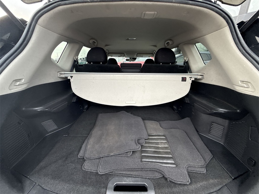 2019 NISSAN ROGUE - Image 23