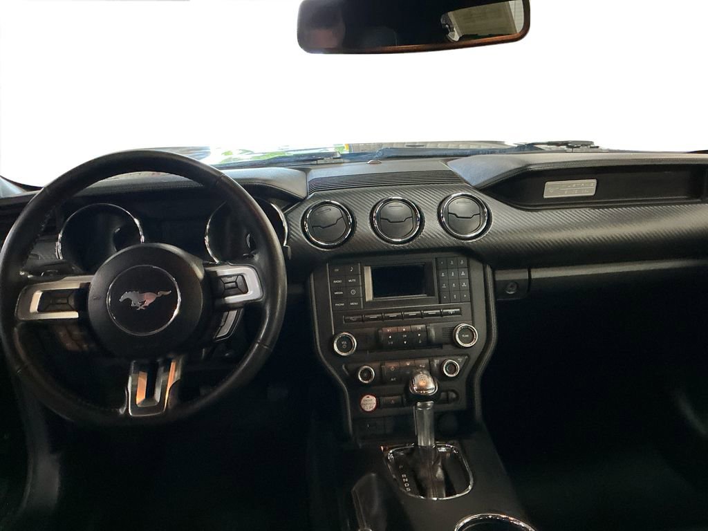 2016 Ford Mustang V6 Convertible photo 9