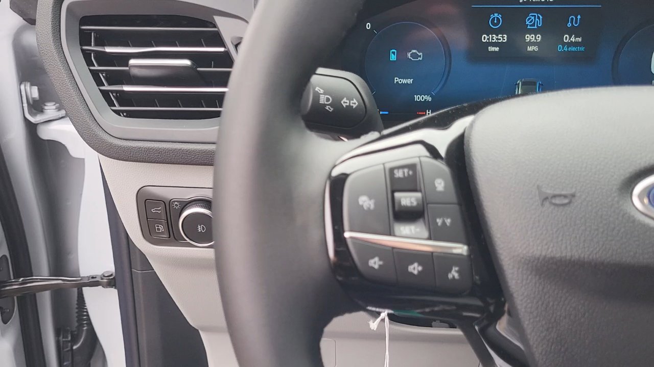 2025 Ford Escape Plug-In Hybrid photo 14