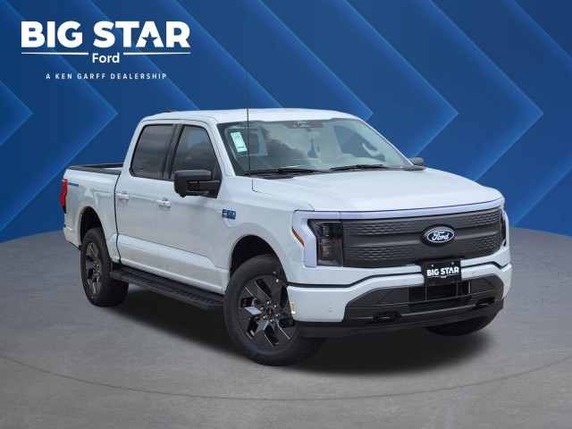 2025 Ford F-150 Lightning Flash's photo