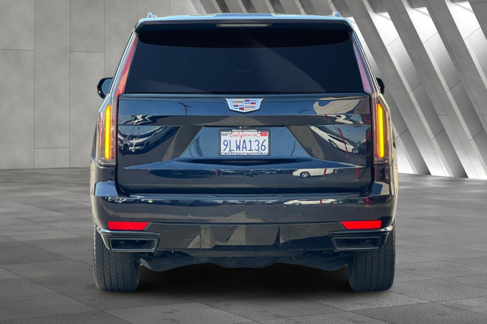 2021 Cadillac Escalade Premium Luxury Platinum photo 4