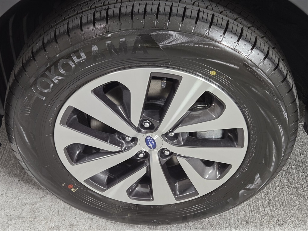 2025 Subaru Outback Premium photo 5