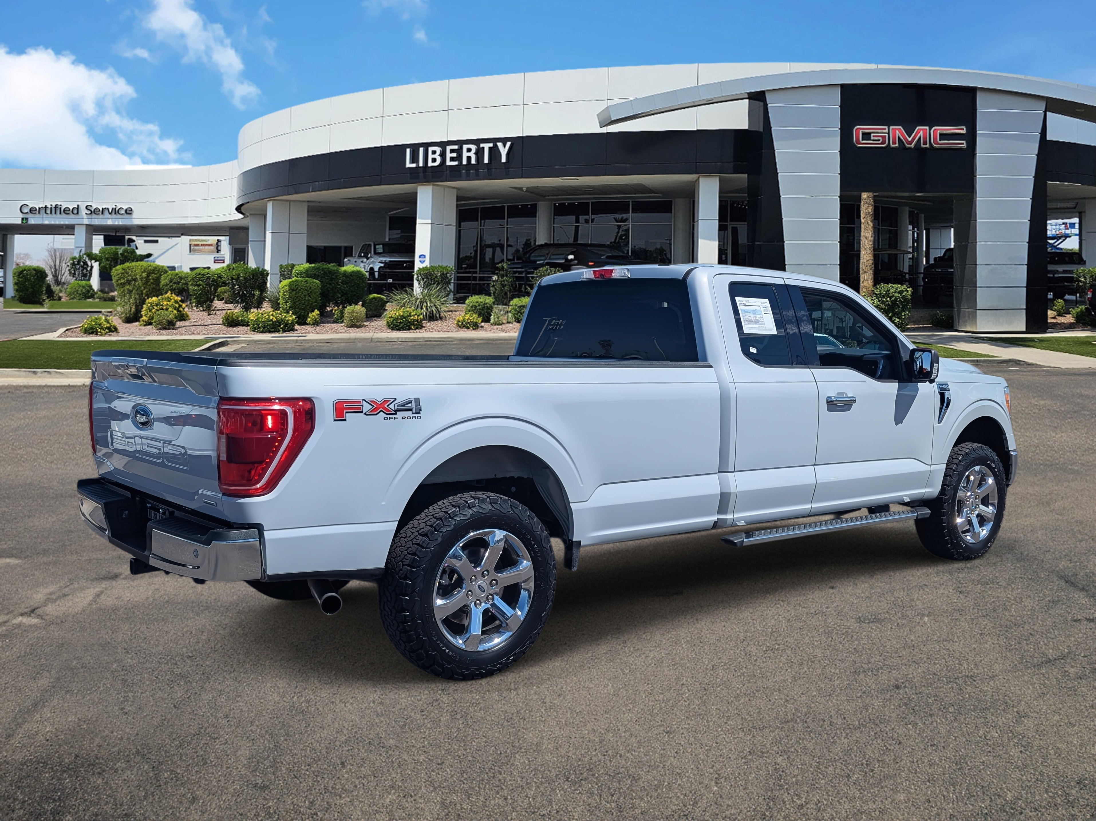 2021 Ford F-150 XLT photo 3
