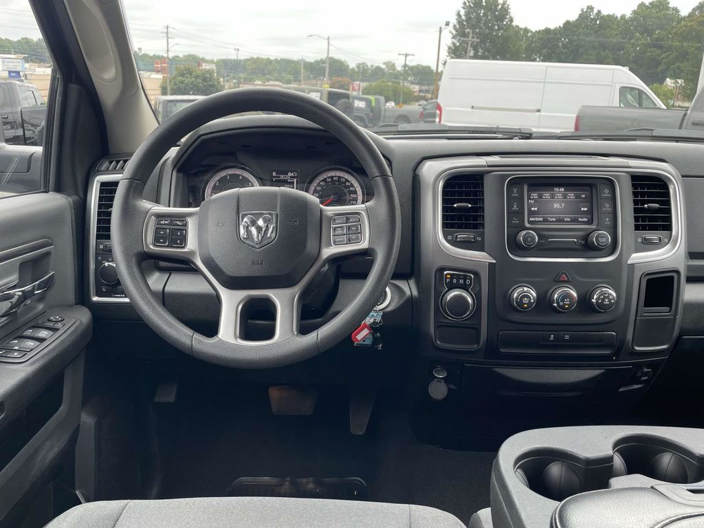 2024 Ram 1500 Classic SLT photo 20