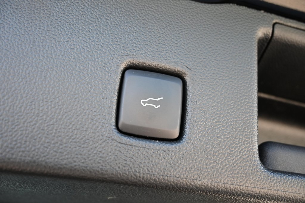2024 Ford Escape ST-Line photo 12