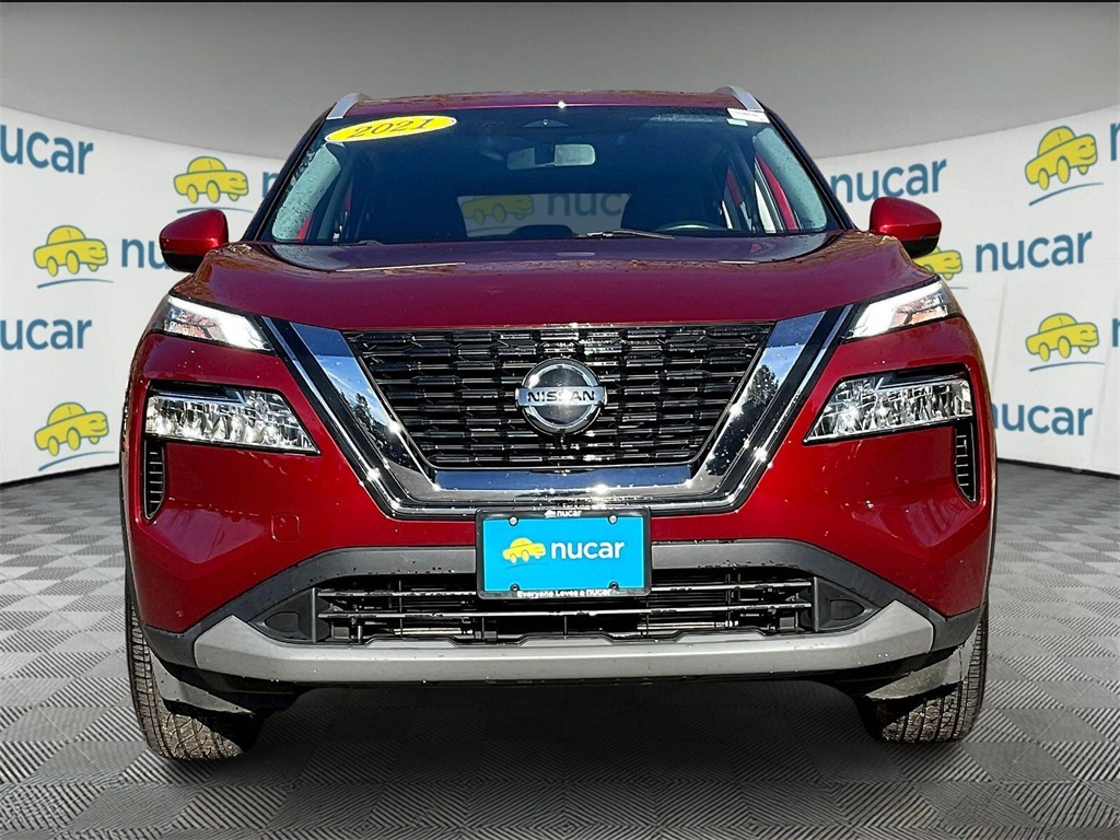 2021 Nissan Rogue SV photo 2